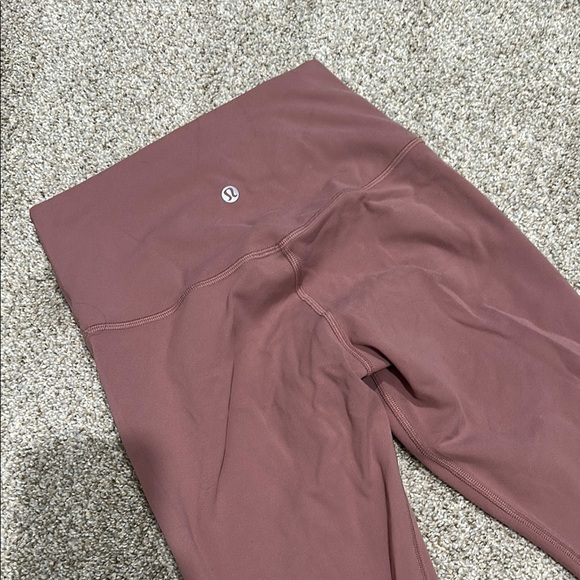 Lululemon Mauve Leggings - Picture 1 of 5